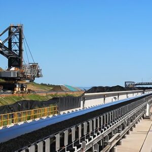 Image of a general duty m 24 conveyor belt conveying small stones to the processing plant